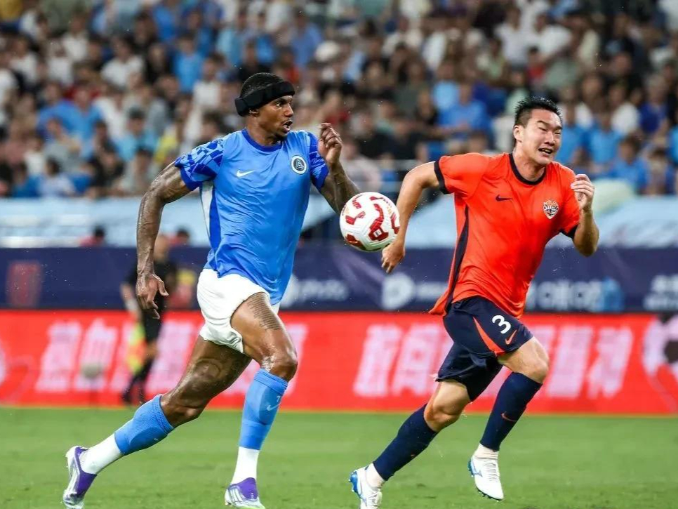 青岛海牛坚持拼搏，冲击胜利保级赛事