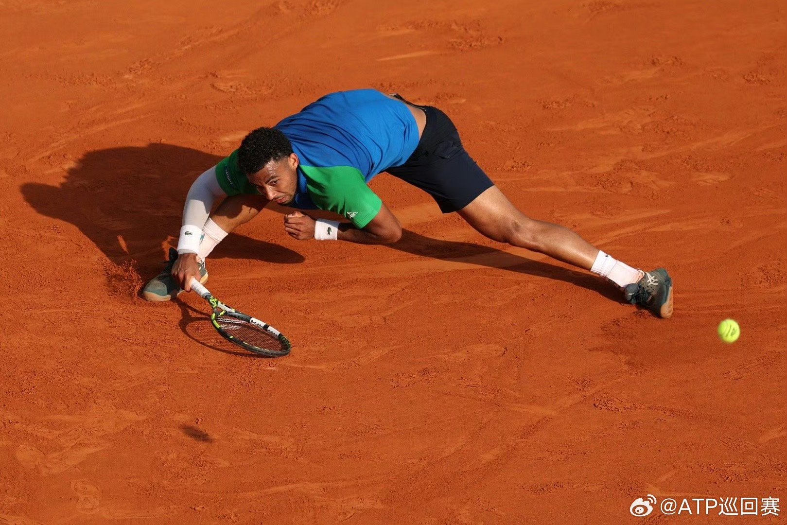 拉沃尔杯碾压蒙特卡洛大师赛，纳达尔点燃赛场