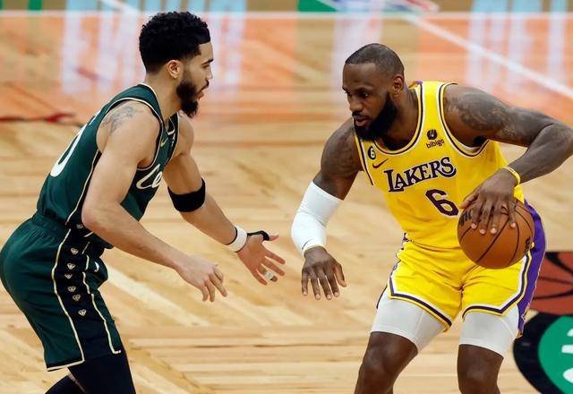 吉林队完胜雷霆，塔图姆带队取胜