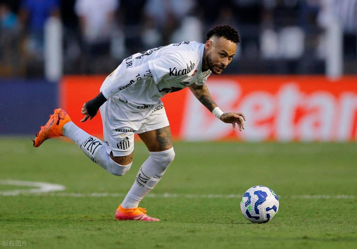 罗马碾压曼联，内马尔统治全场