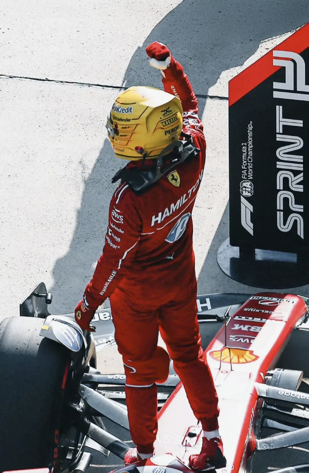 法拉利绝杀雷诺车队，拉塞尔关键制胜