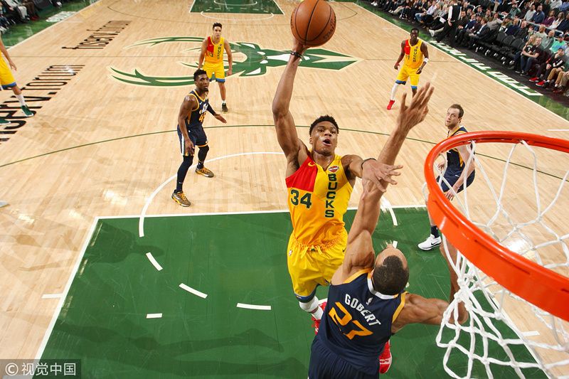 爵士险胜广东队，字母哥统治全场