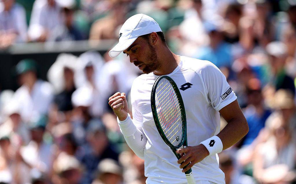 温网翻盘法网，西西帕斯统治全场